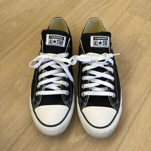 Converse men’s sneaker